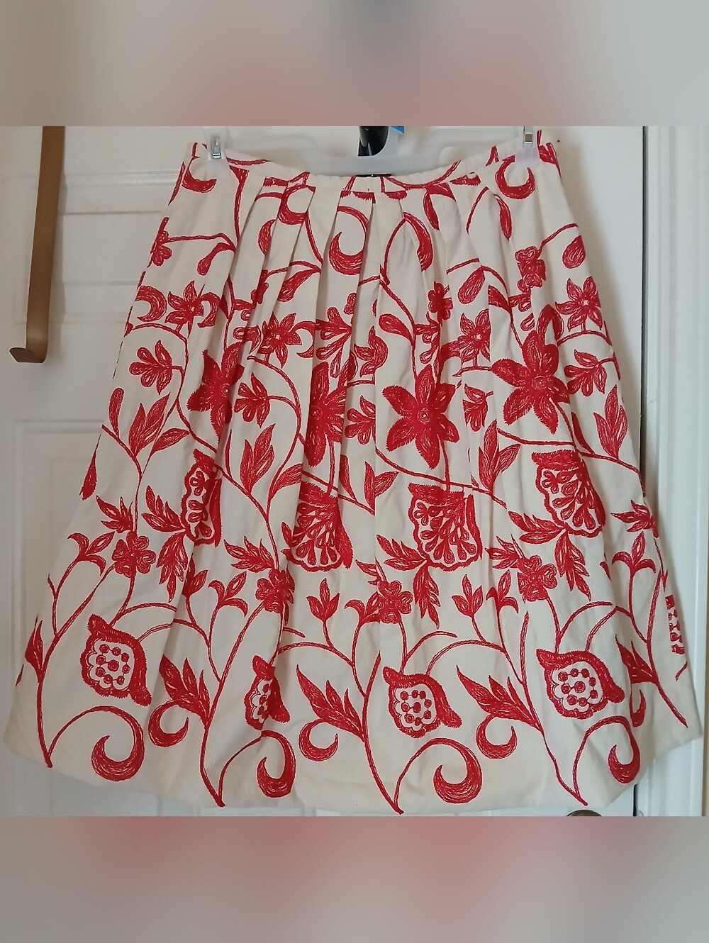 Made in Italy 100% Cotton Red Floral Embroidered A-Line Skirt - Women's L